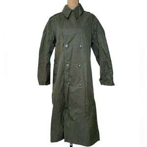 Vintage 1968 US Army Green Trench Rain Coat Nylon Rubber Coated Long Men’s Small